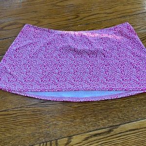 Isaac Misrahi pink floral swim cover skirt. Size XL. Nylon/spandex.